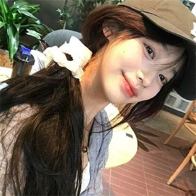 编织的女孩